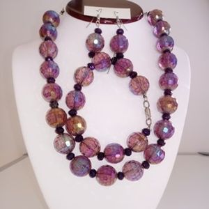 Handmade Jewelry: Necklace + Earrings + Bracelet